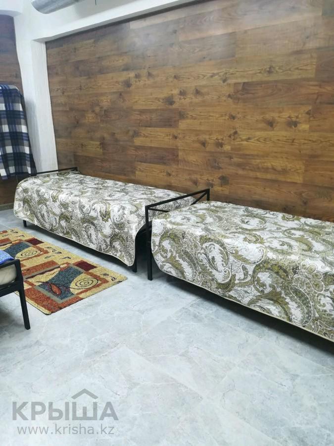 Фэмили Хостел Almaty Bagian luar foto